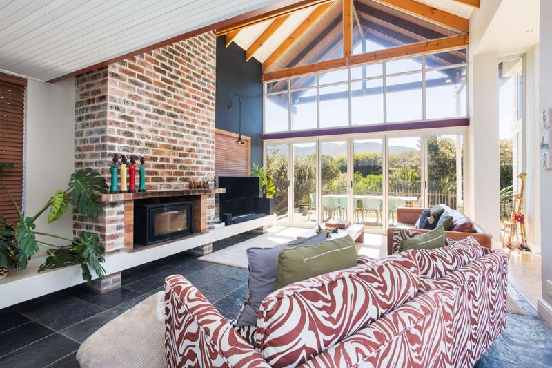 6 Bedroom Property for Sale in Lake Michelle Western Cape